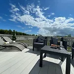 Hot Tub 9 The Fairways