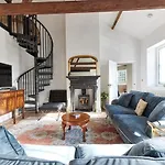 Host & Stay - The Old Workhouse