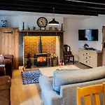 Fiddlers Cottage