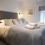 Fiddlers Cottage
