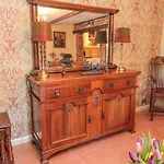 Holly Cottage
