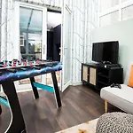 Stylish 5 Bedroom House - Alnwick