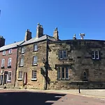 Castle Retreat - Luxury Apartment Opposite Alnwick Castle