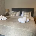 The Oaks Hotel