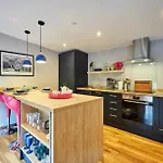 Host & Stay - Ocean Blue Lodge
