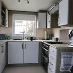 Silver Birch Retreat - Percy Woods Country Retreat With 18 Hole Free Golf