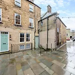 Town Square House - Uk45610