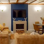 Stable Cottage