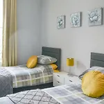 Baekere House Apartment