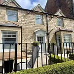 The Bondgate Boutique