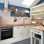 Coach House B & B
