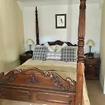 Castleview Bed & Breakfast