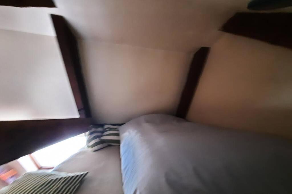 Large In The Center Of Apartamento Alnwick