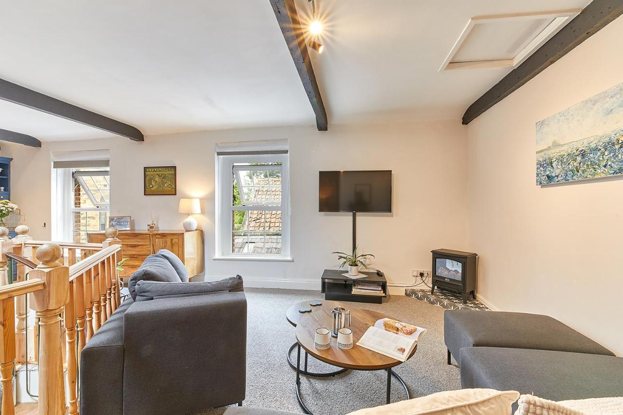 Host & - The Burrow Apartment Alnwick