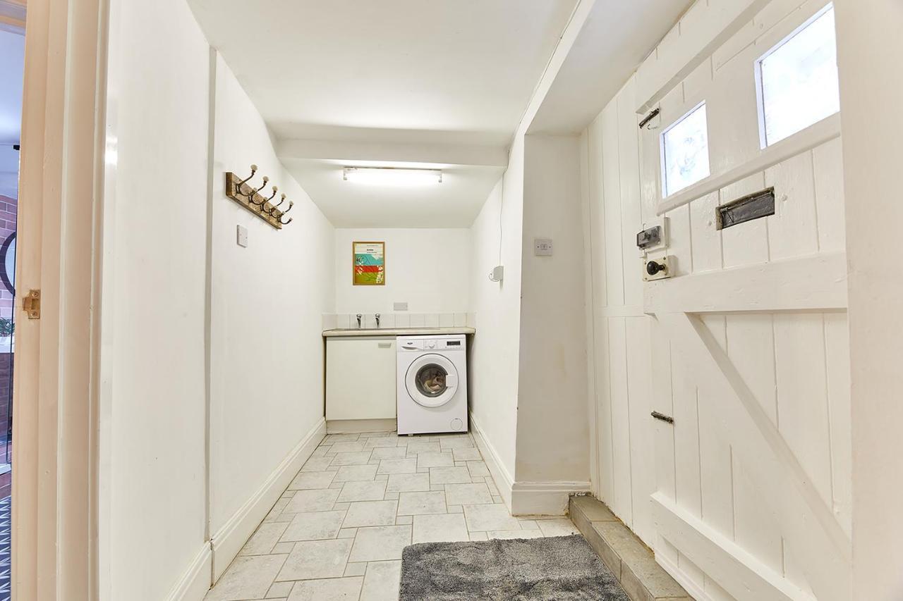 Host & - The Burrow Apartment Alnwick