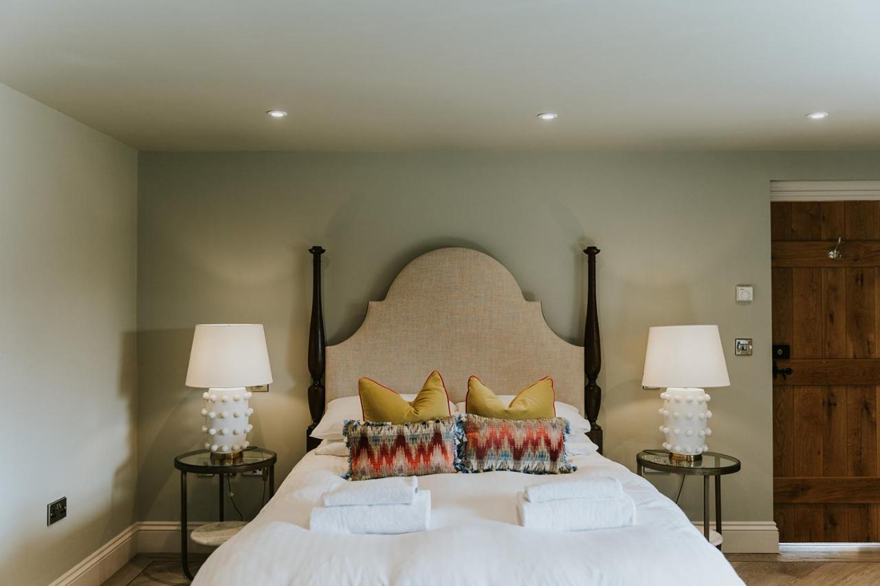 The Tempus At Charlton Hall Estate Hotel