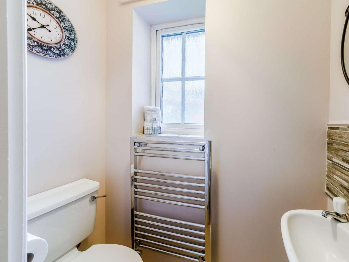 3 Bed In 36401