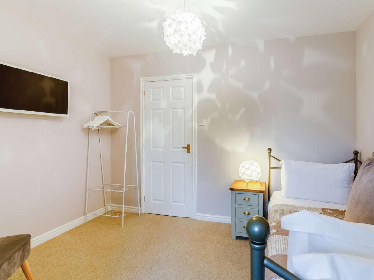 3 Bed In 36401 Holiday home *
