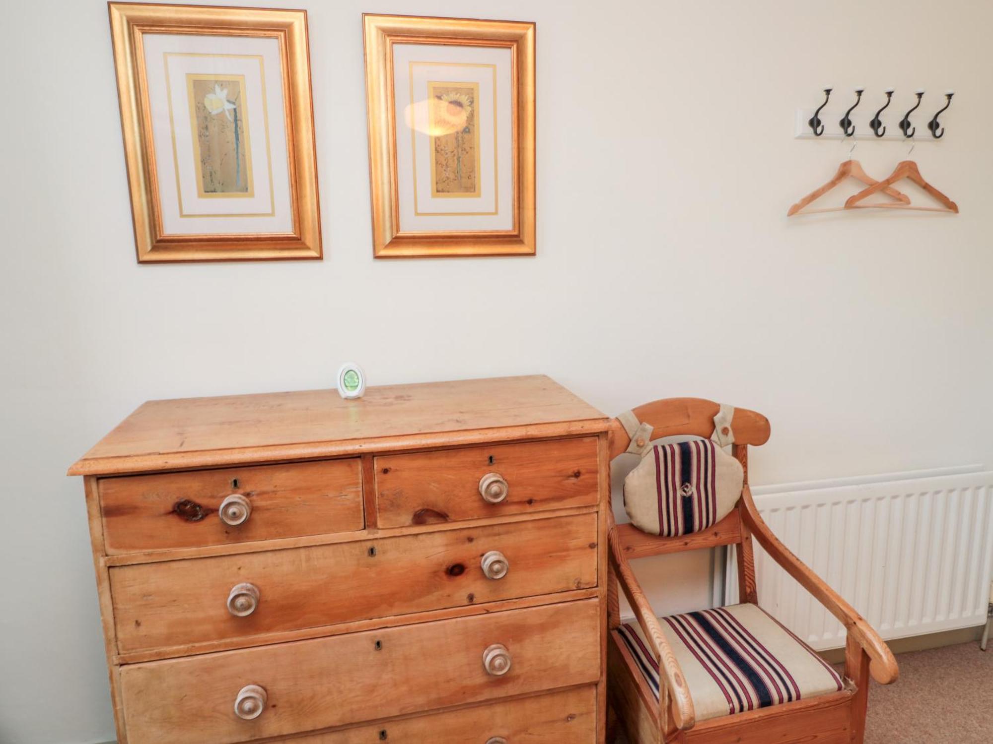 Upper Oakwood Apartment *
