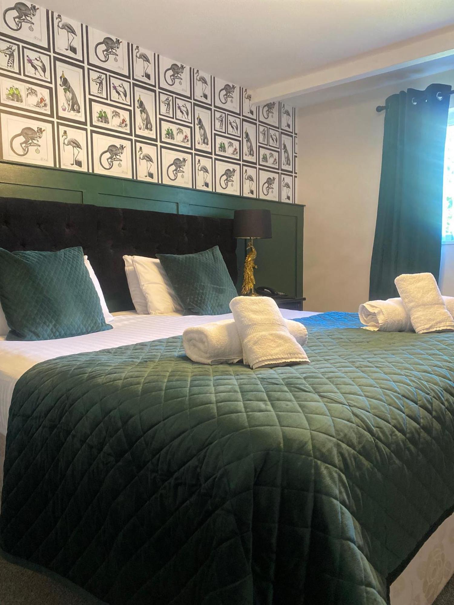 The Oaks Hotel 3*