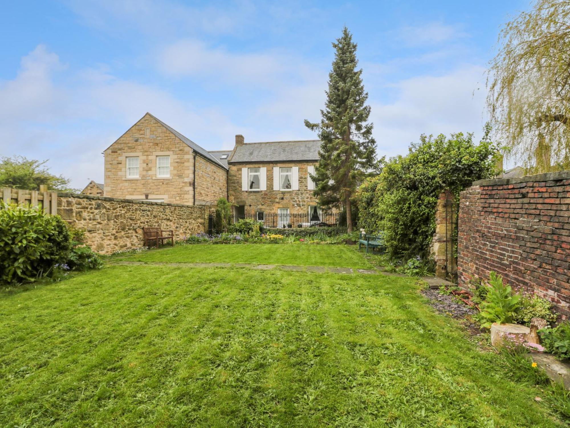 White Swan Holiday home