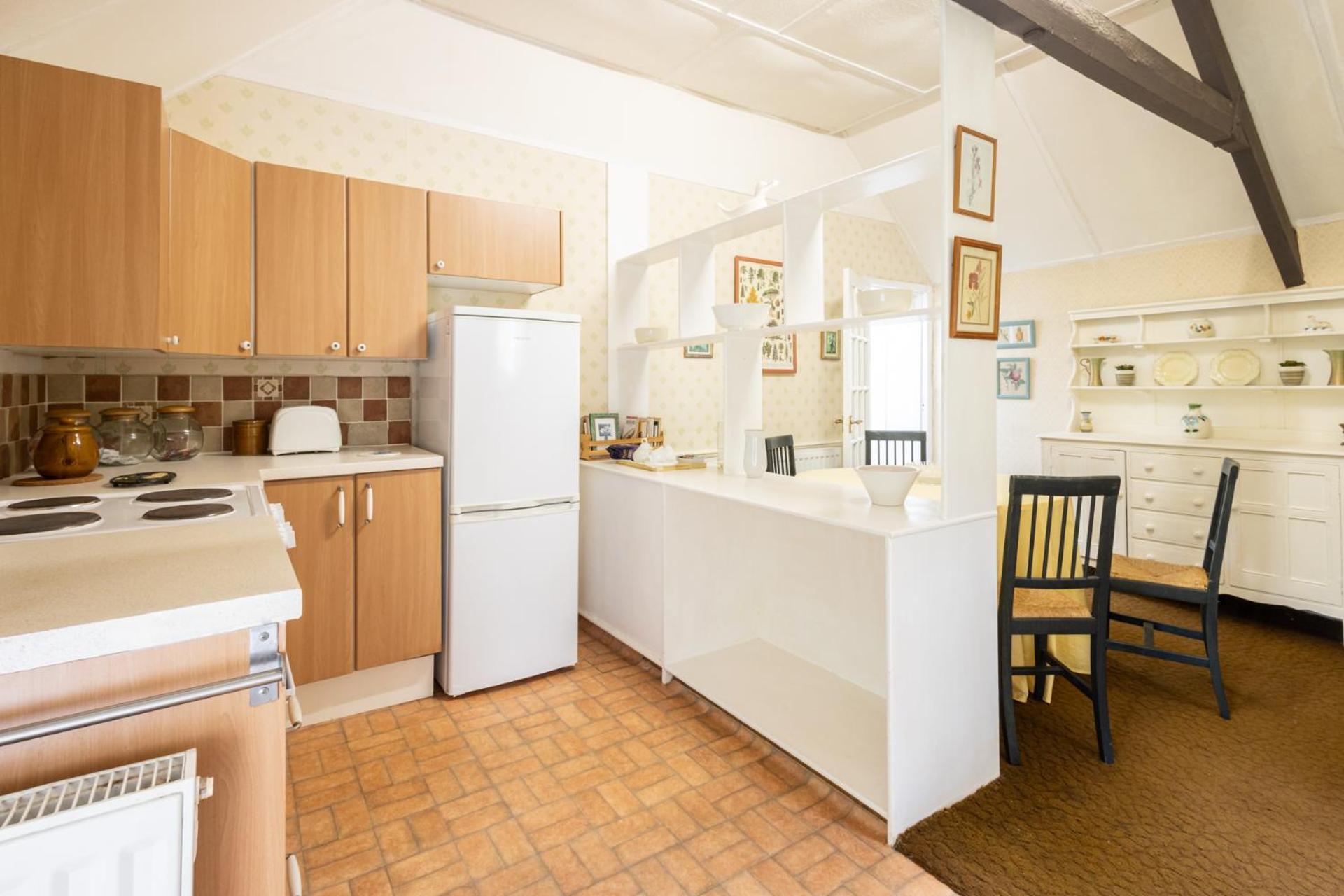 Host & - Summerhill Court Apartment *