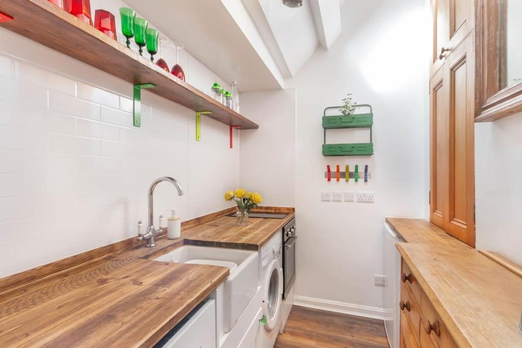 Book Nook - Dog Friendly Apartment Alnwick
