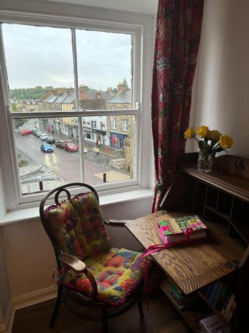 Book Nook - Dog Friendly * Alnwick