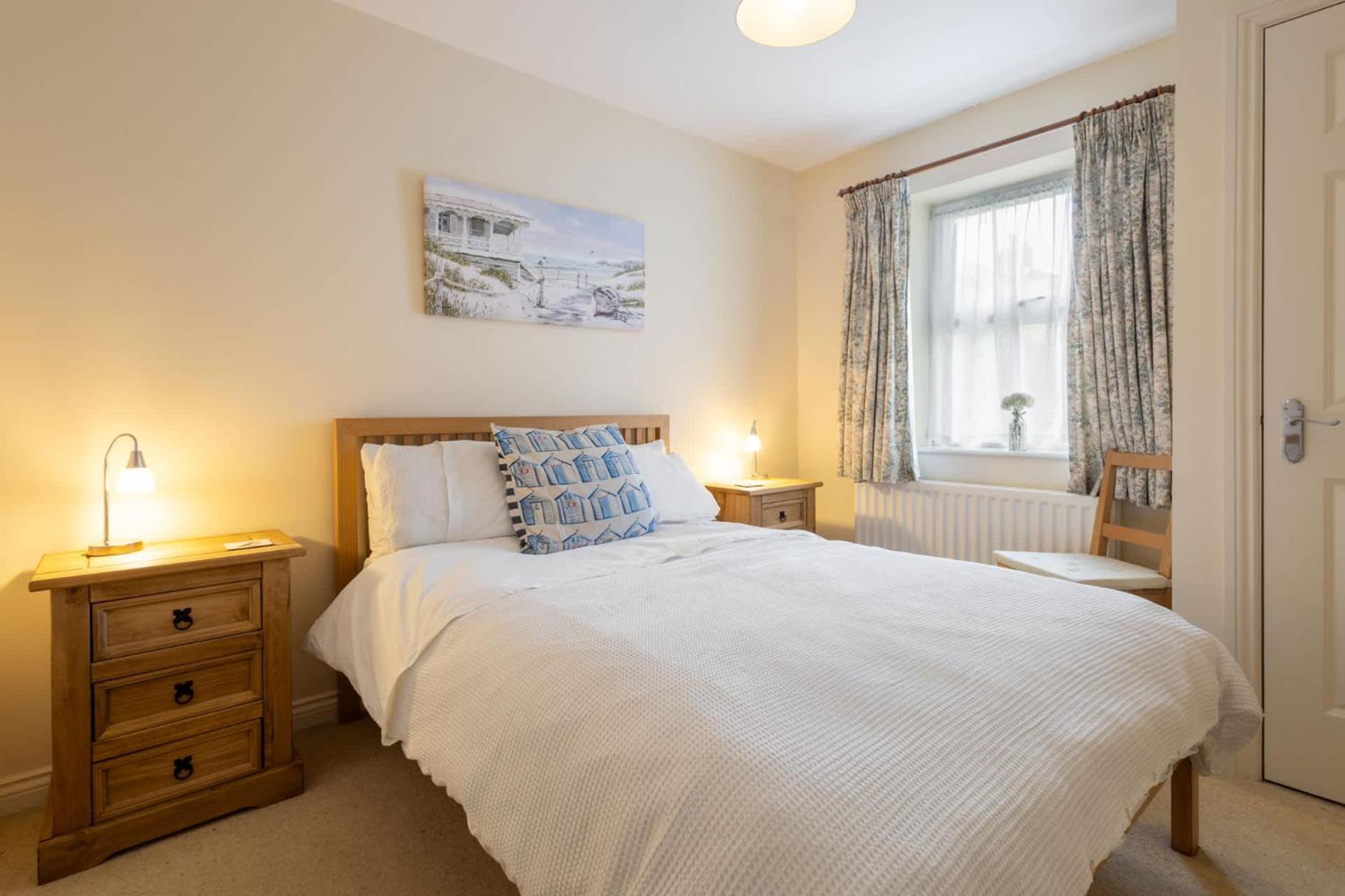 Host & - No 12 * Alnwick