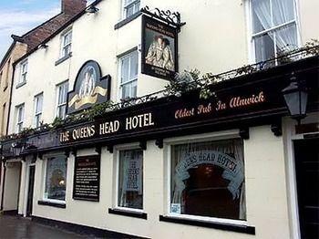 The Queens Head Hotel