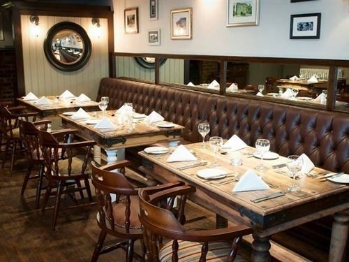 Inn The Tavern - Steakhouse And Alnwick