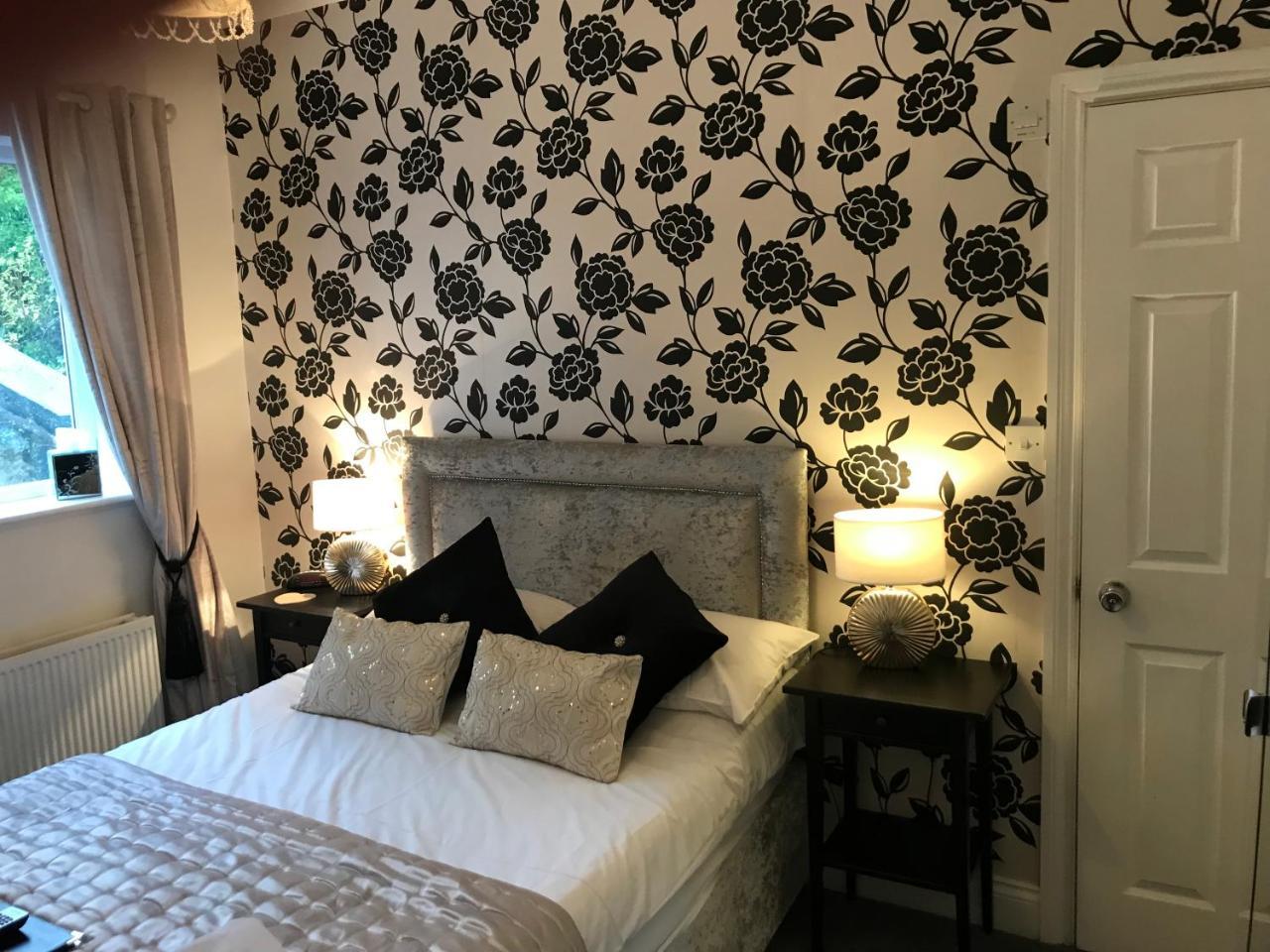 Castle Gate Guest house 3*