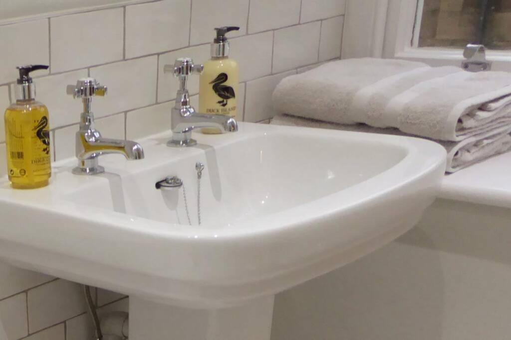 Falstaff House: Georgian Charm In Holiday home *